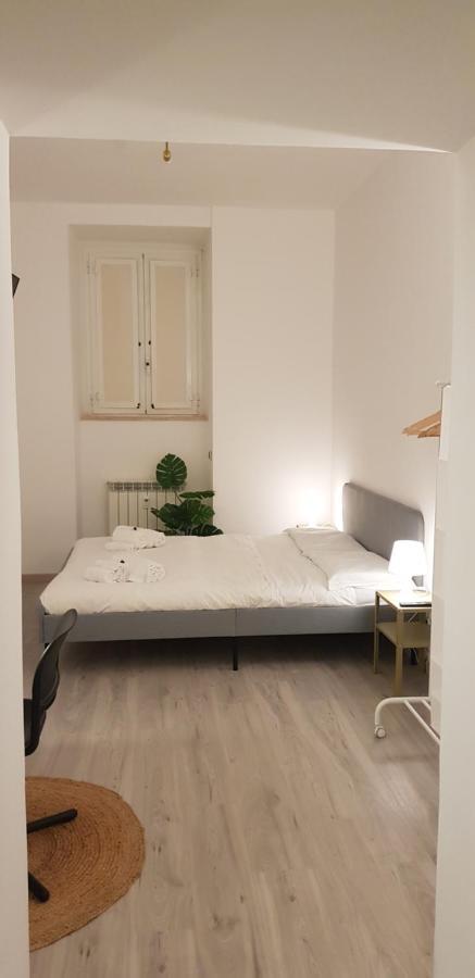 Trastevere Apartment House Holiday Рим Екстер'єр фото